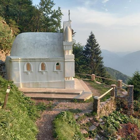 Apartmaji Ursic Кобарід Екстер'єр фото