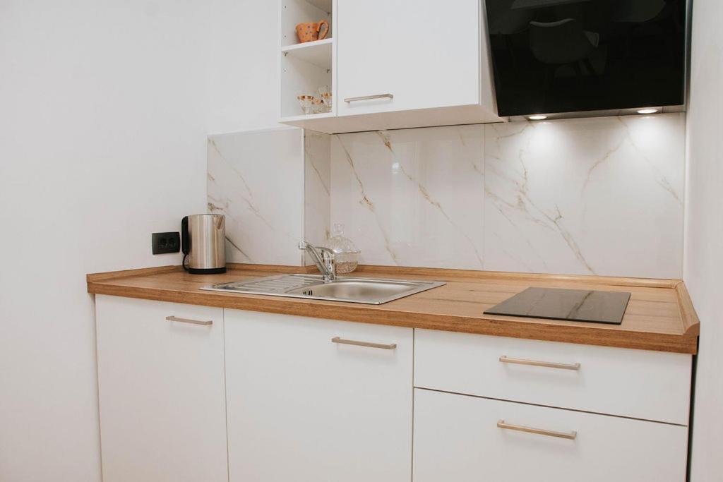 Apartmaji Ursic Кобарід Екстер'єр фото