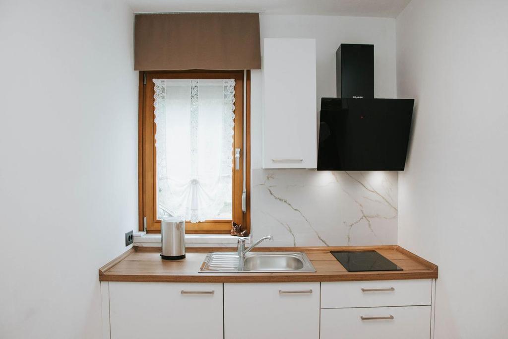Apartmaji Ursic Кобарід Екстер'єр фото