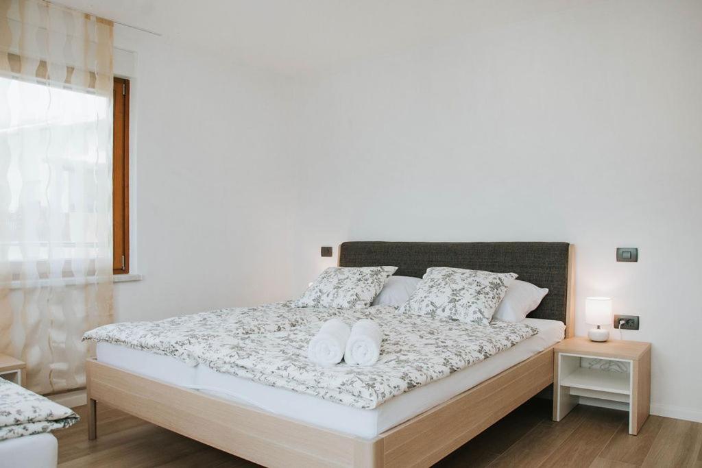Apartmaji Ursic Кобарід Екстер'єр фото