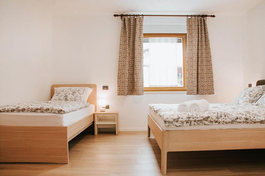 Apartmaji Ursic Кобарід Екстер'єр фото