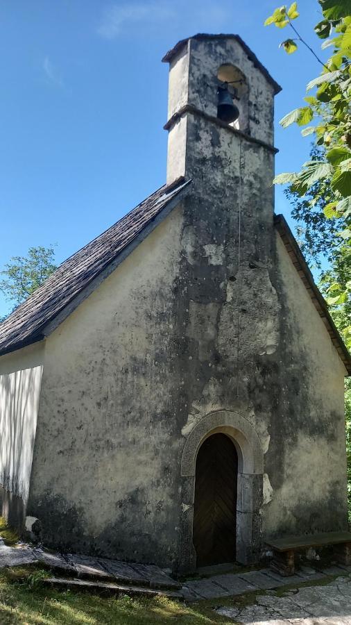 Apartmaji Ursic Кобарід Екстер'єр фото